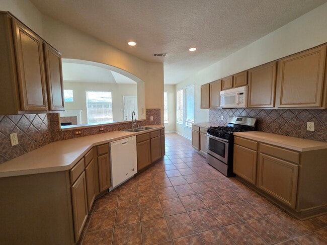 Building Photo - 5419 Bear Hunters Dr