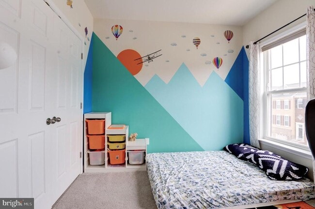 Building Photo - 22283 Pinecroft Terrace