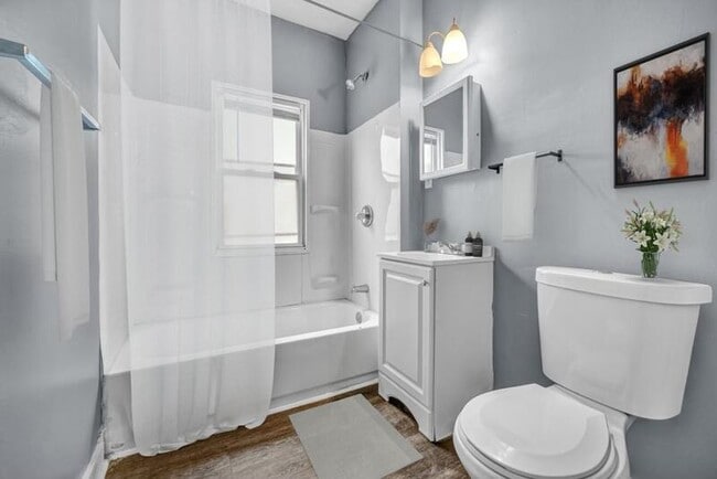 Building Photo - 3398 E 146th St