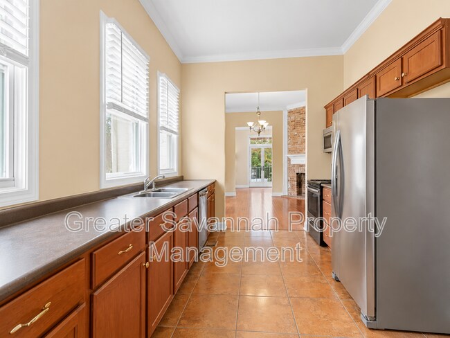 Building Photo - 2307 Whitaker St
