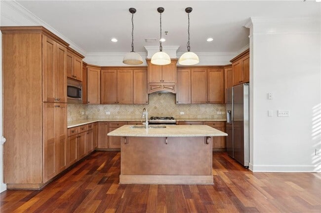Building Photo - 24 Buford Village Walk