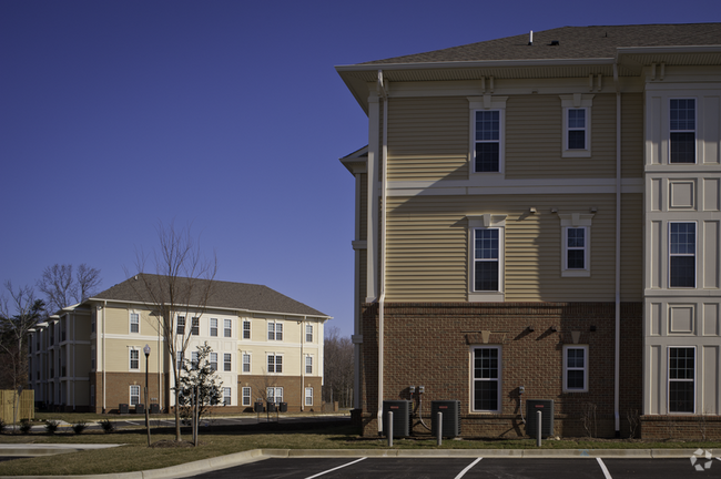 Building Photo - The Nines at Gleneagles Apartments