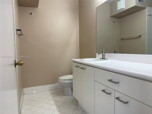 Building Photo - 2434 Cordoba Bend