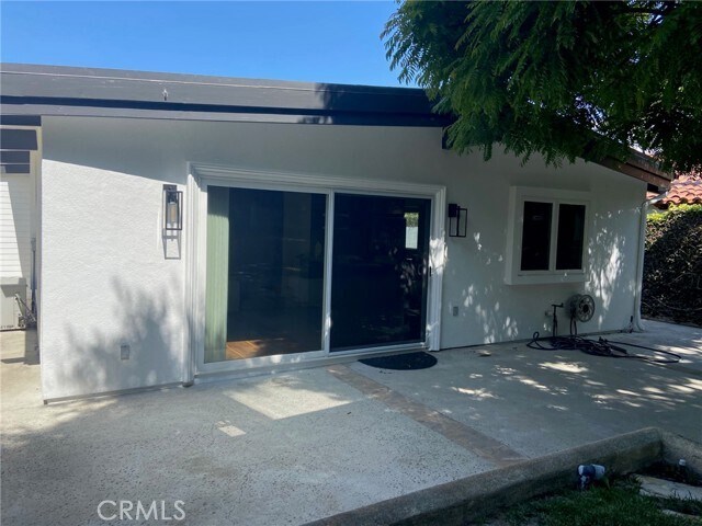 Building Photo - 412 S Irena Ave