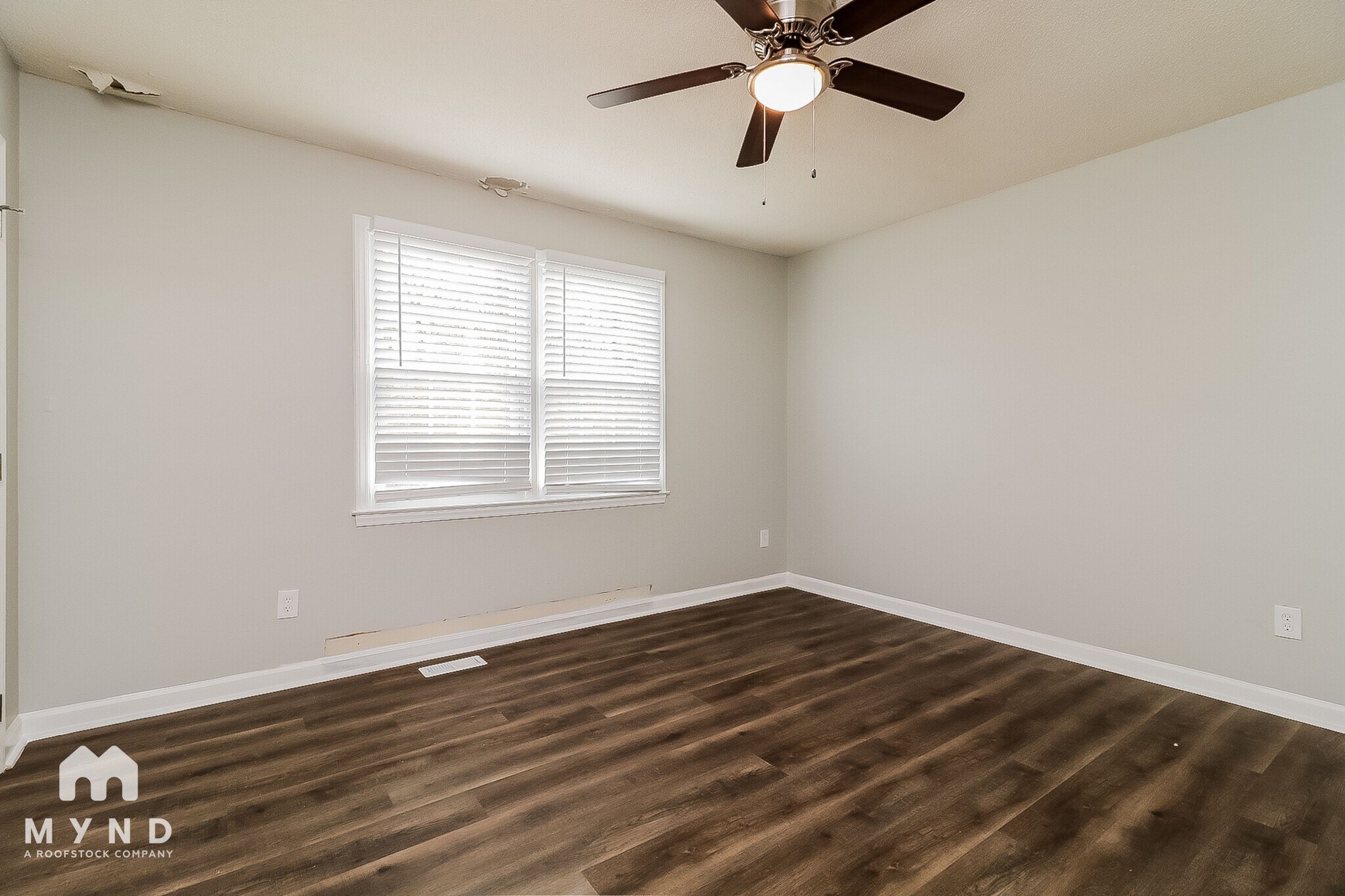 Building Photo - 103 Coy Pl