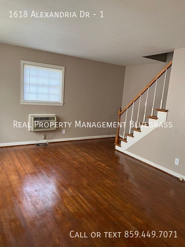 Building Photo - 1618 Alexandria Dr