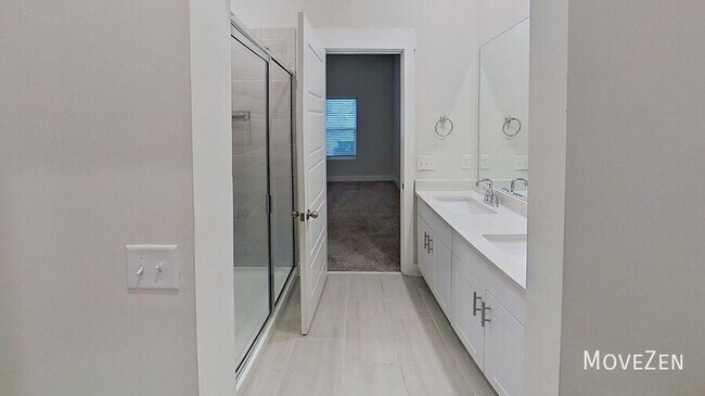 Building Photo - 132 Bromes Wy