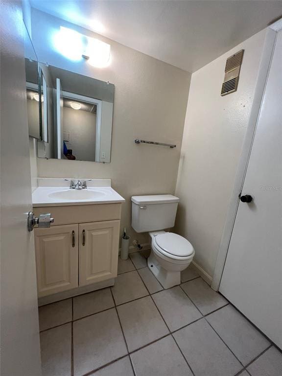 Building Photo - 6043 Village Cir S
