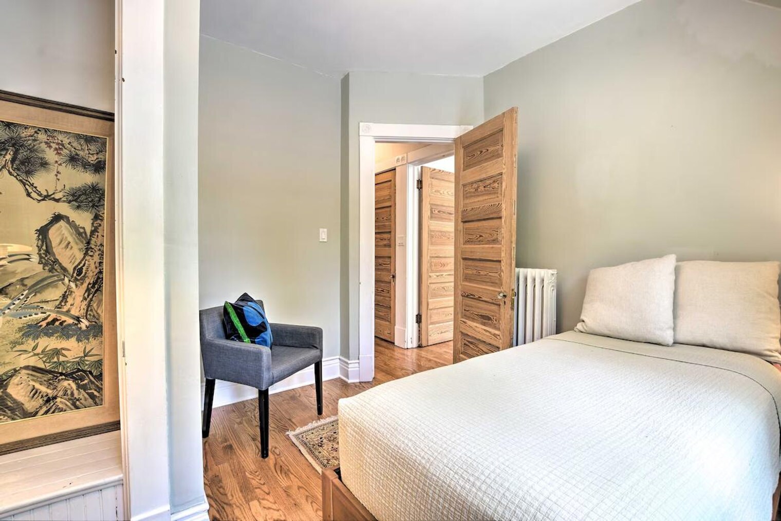 Building Photo - 326 N Grove Ave