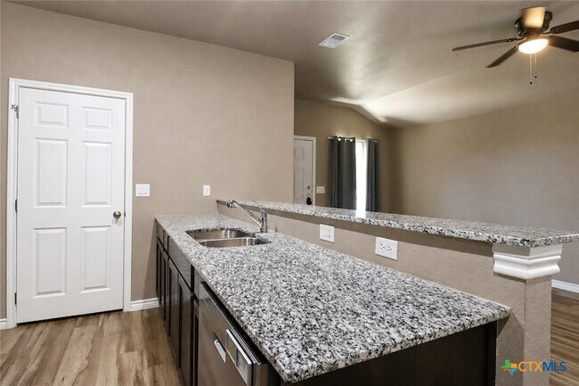 Building Photo - 1204 N 18th St