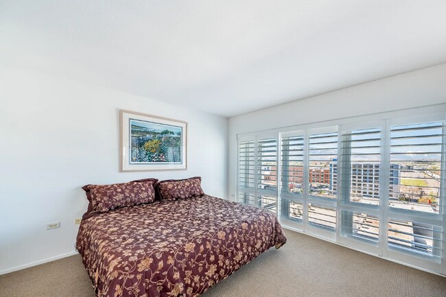 Building Photo - Cozy 2 bedroom in downtown Reno Area!