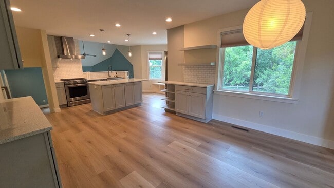 Building Photo - 5977 Scotswood Ct