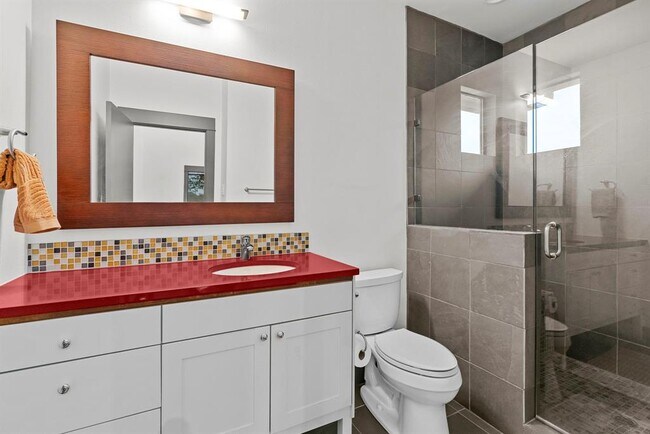 Building Photo - 332 Rugged Earth Dr