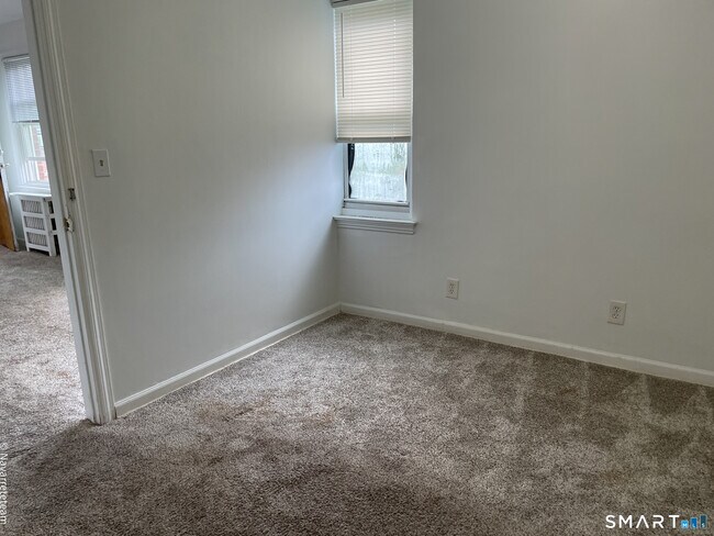 Building Photo - 34 Standish Rd