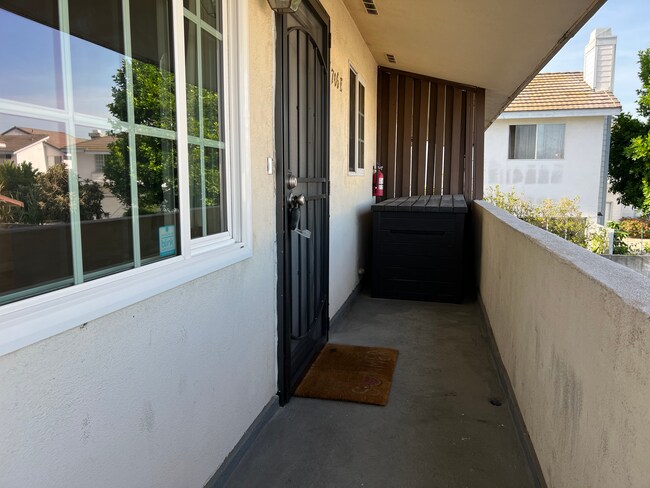 Building Photo - 706 S Atlantic Blvd