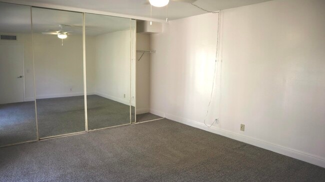 Building Photo - 194 Lake Arbor Dr