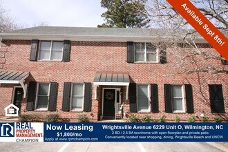 Building Photo - Adorable 2 BD Townhome with Private Patio
