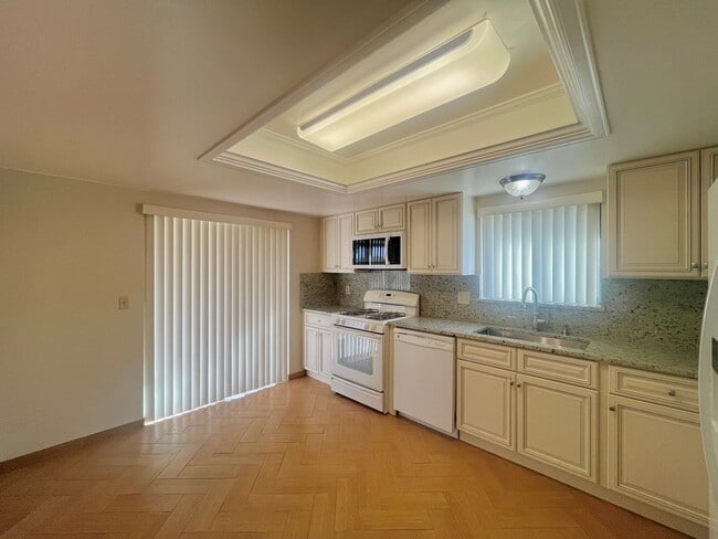 Building Photo - Orlando - 2 Bedroom, 2 Bathroom Single Family Room