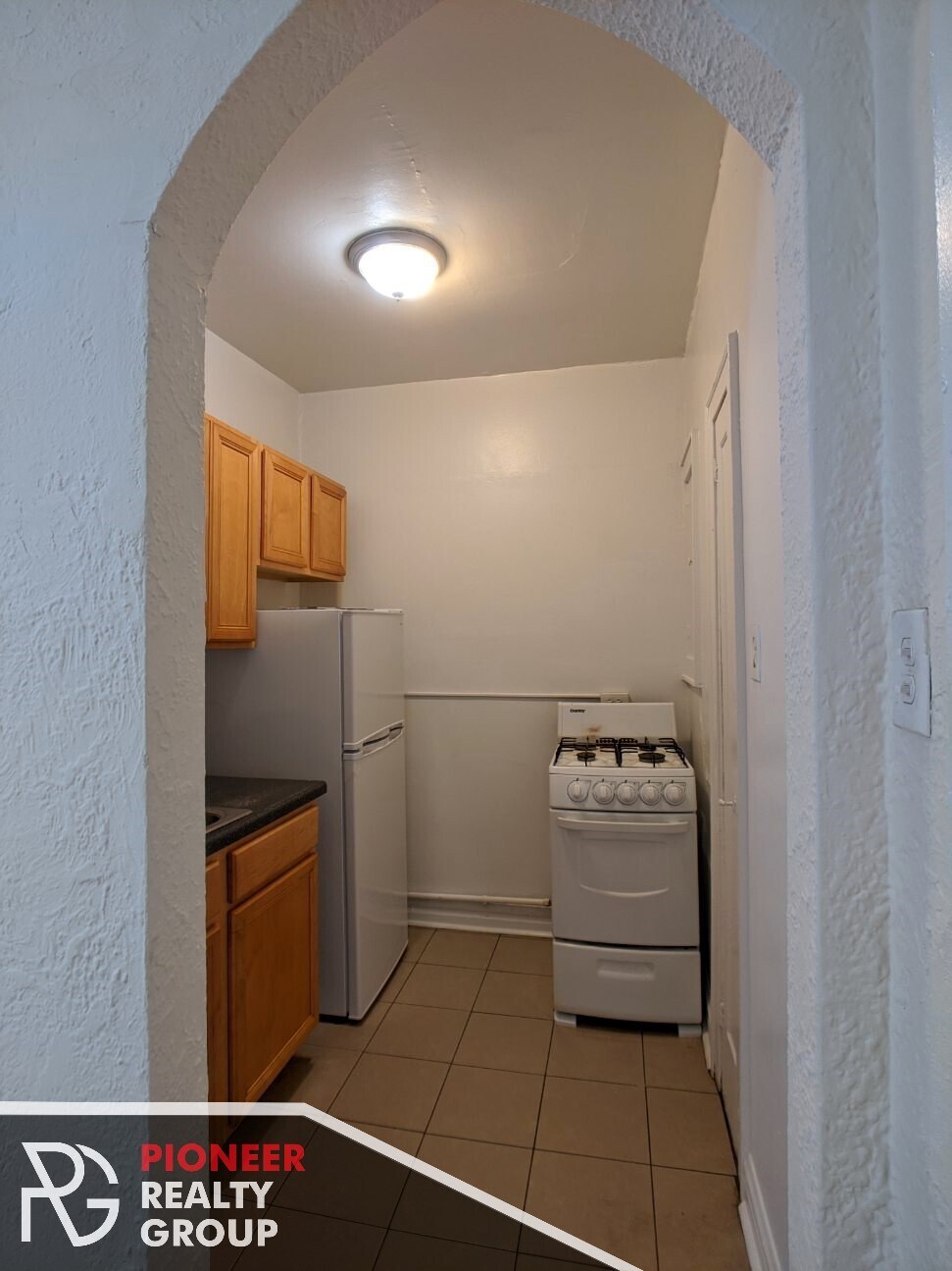 Building Photo - 4831 N Damen Ave