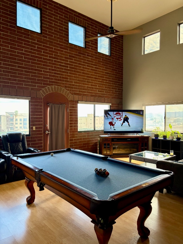 Building Photo - 424 S 2nd St