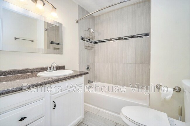 Building Photo - 3502 Commonwealth Ave