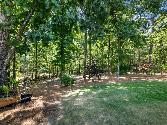 Building Photo - 3965 Hamilton View Way NE