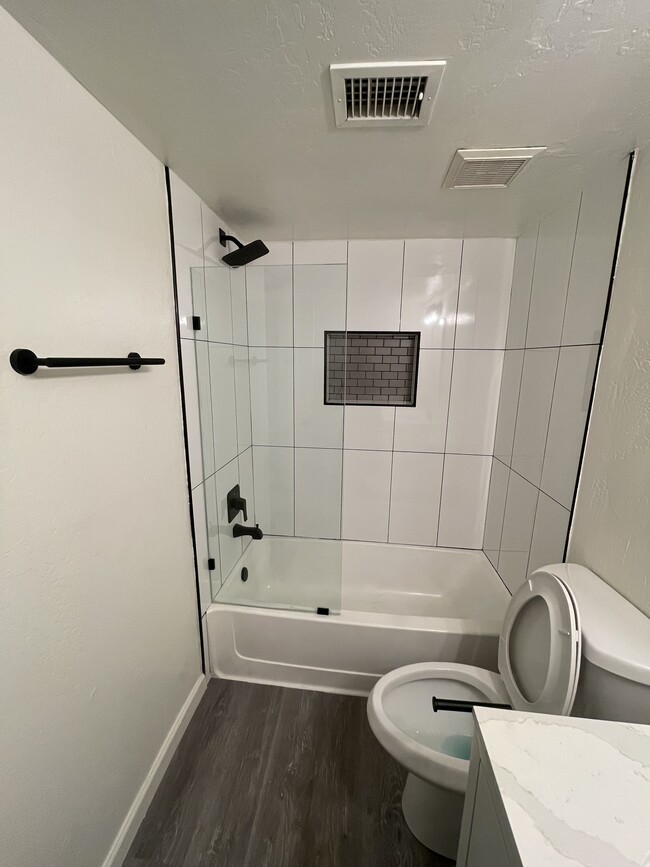 Building Photo - 13816 North 42nd Pl