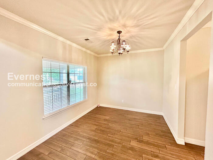 Building Photo - 7232 Jurassic Dr