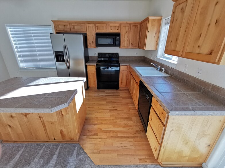 Building Photo - 2597 SW 179th Ter