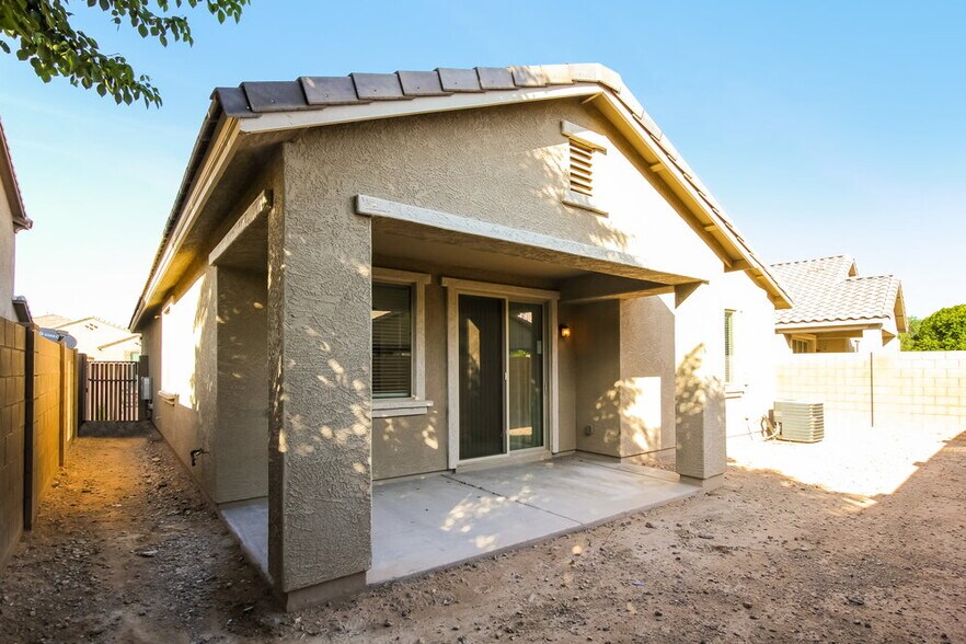 Building Photo - 12051 W Tether Trl