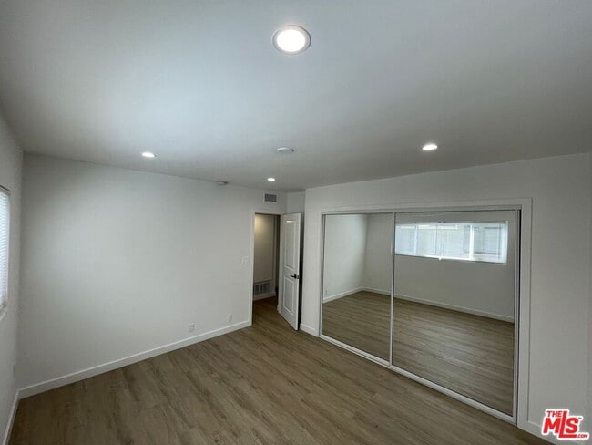 Building Photo - 11748 Dorothy St