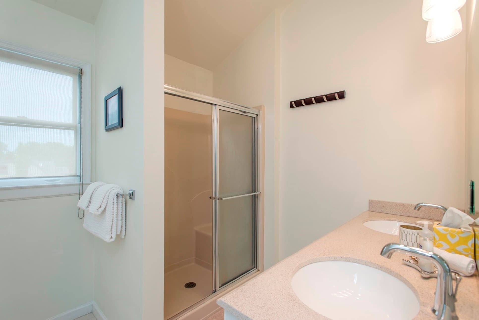Master Bath - 1803 Ashwood Ave