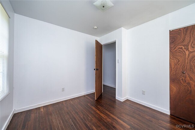 Building Photo - 4836 Burtwood Ln