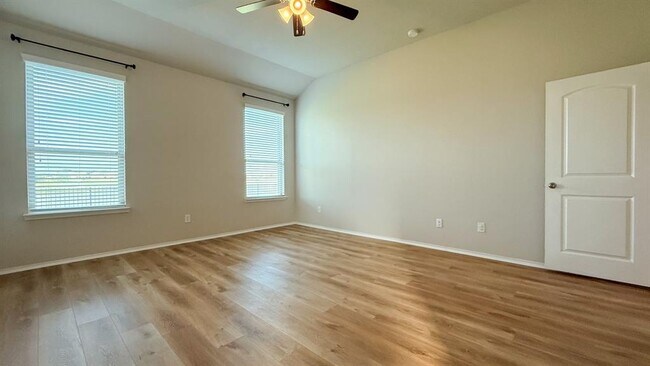 Building Photo - 23746 Piedmont Forest Dr