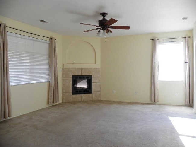 Building Photo - 532 Soothing Meadows Dr NE