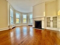 Building Photo - 225 N Broadway