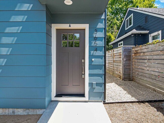 Building Photo - 3654 SE 67th Ave