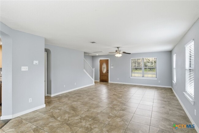 Building Photo - 504 Castebar Dr