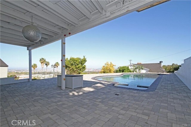 Building Photo - 12 Stirrup Rd