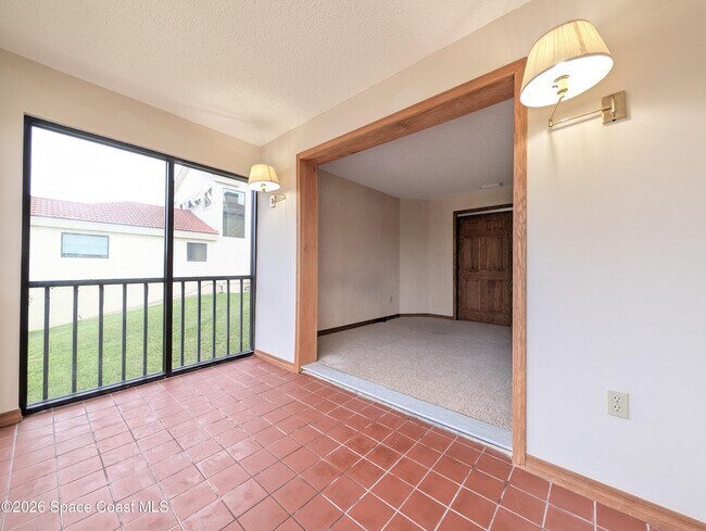 Building Photo - 3686 Muirfield Dr