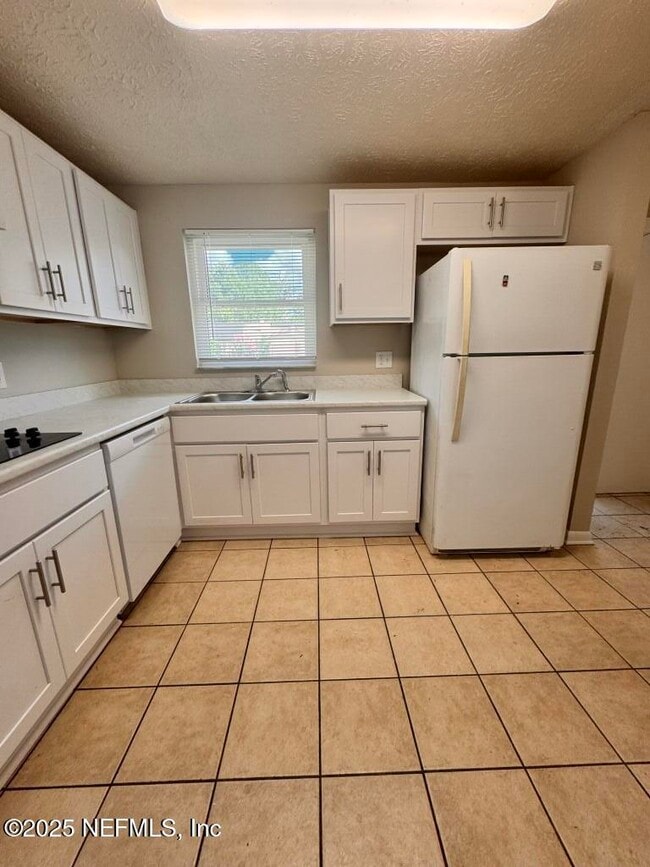 Building Photo - 4124 Huntington Forest Blvd