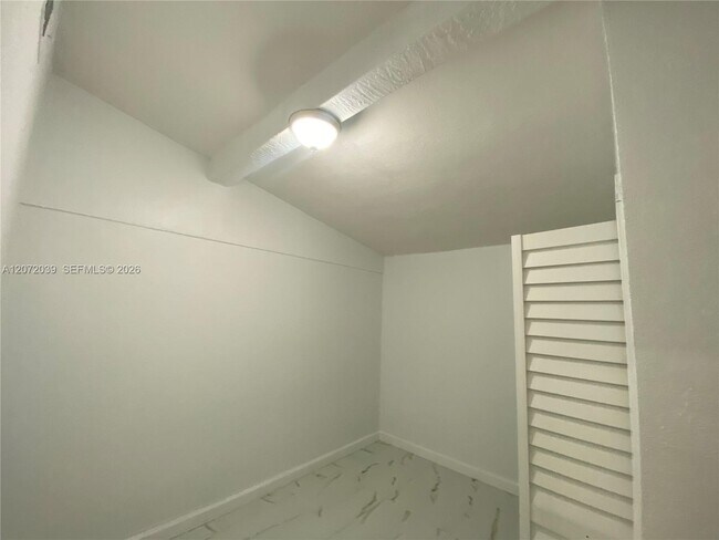Building Photo - 3100 NW 86th St