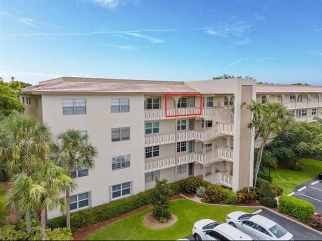 Building Photo - 2304 Lucaya Ln