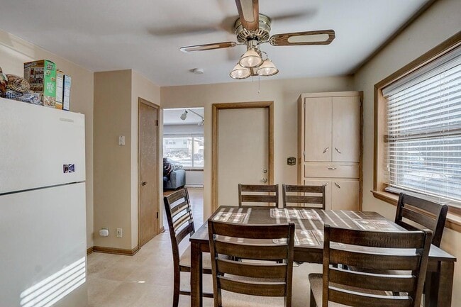 Building Photo - 1531 N 116th St