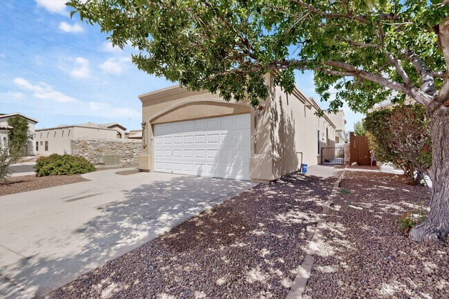 Building Photo - 11583 St Martin Way