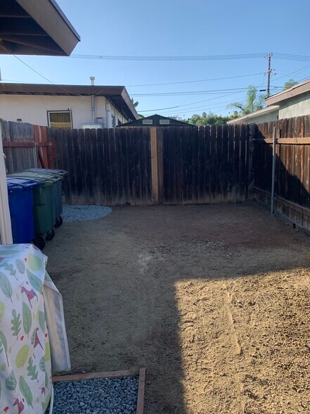 Building Photo - 2911 Central Ave