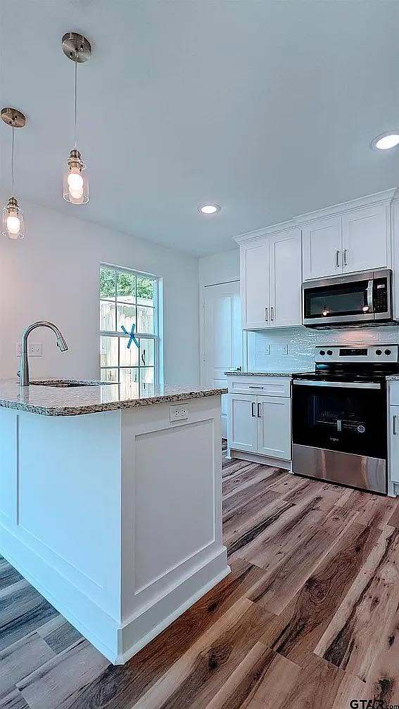 Building Photo - 2704 Calloway Rd