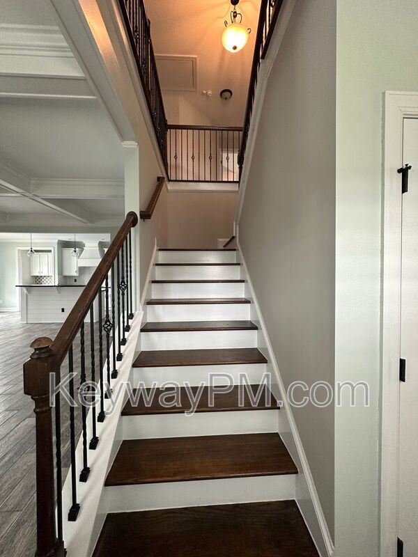 Building Photo - 1731 Edenburg Way