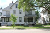 Building Photo - 210 S 4th