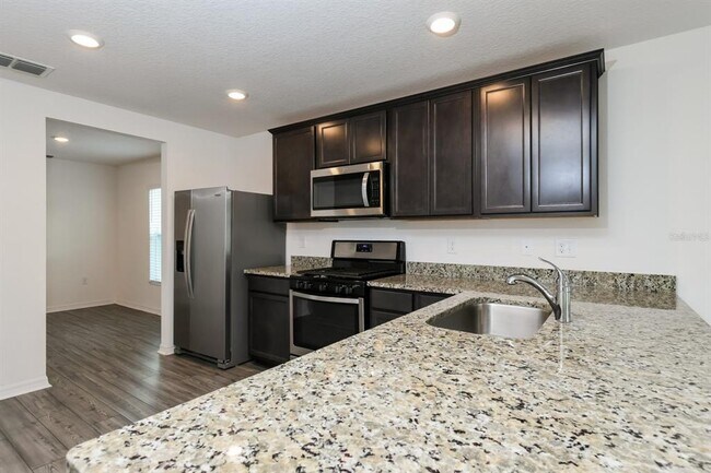 Building Photo - 509 Kensington View Dr